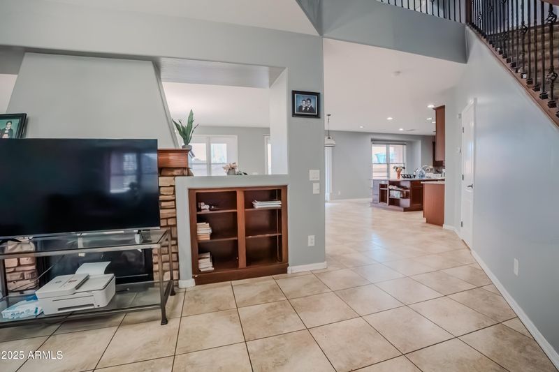 4032 W Lydia Ln, Phoenix, AZ 85041