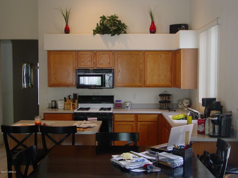 4032 W Potter Dr, Glendale, AZ 85308