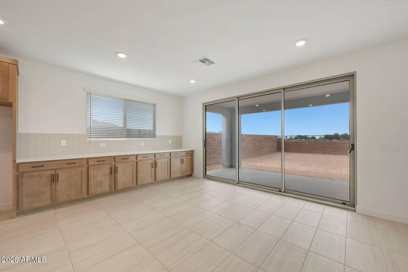 40324 N Alegre Dr, San Tan Valley, AZ 85140