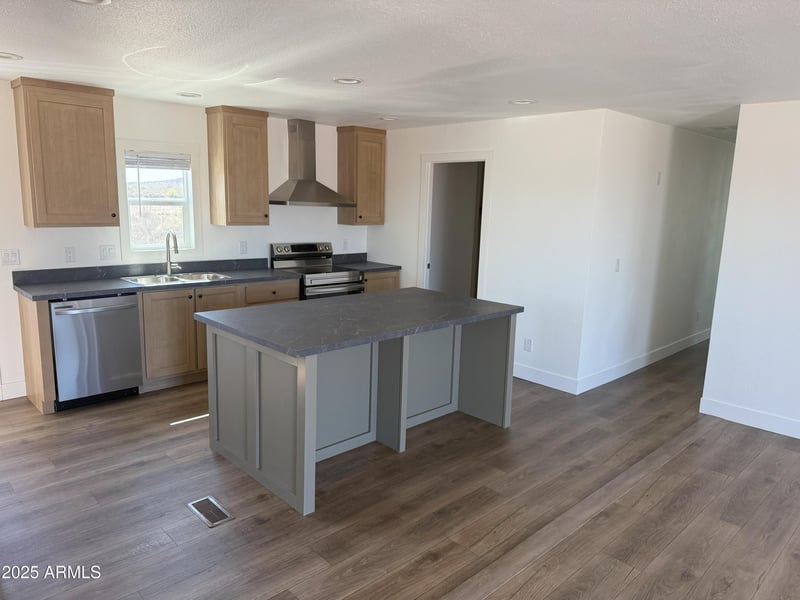 40325 Harrison St, Tonopah, AZ 85354