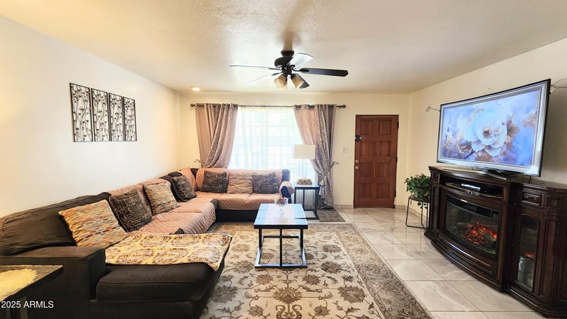 4033 Berridge Ln, Phoenix, AZ 85019