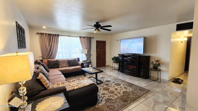 4033 Berridge Ln, Phoenix, AZ 85019