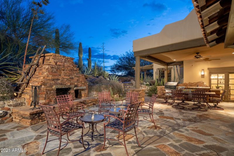 4033 E Mission Ln, Phoenix, AZ 85028