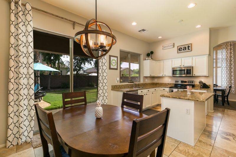 4033 E Reins Rd, Gilbert, AZ 85297