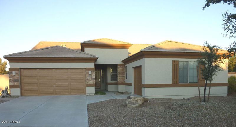 4033 S Skyline Ct, Gilbert, AZ 85297