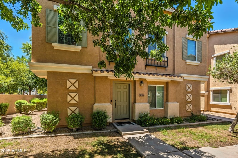 4033 Windsor Dr, Gilbert, AZ 85296