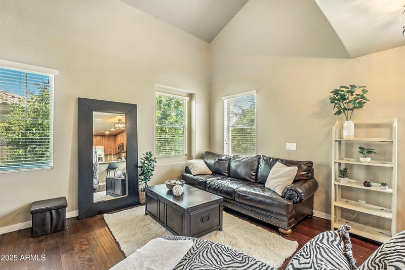 4033 Windsor Dr, Gilbert, AZ 85296