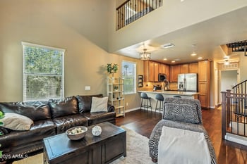 4033 Windsor Dr, Gilbert, AZ 85296