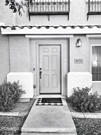 4033 Windsor Dr, Gilbert, AZ 85296