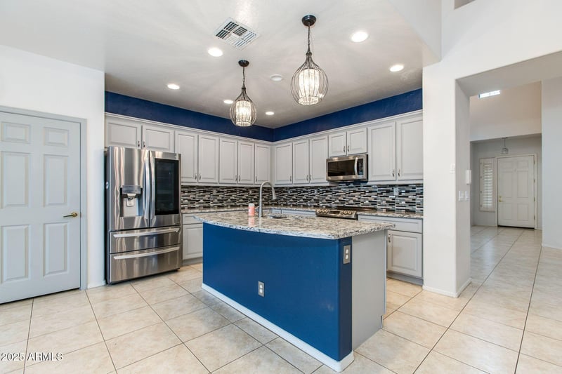 40332 High Noon Way, Phoenix, AZ 85086