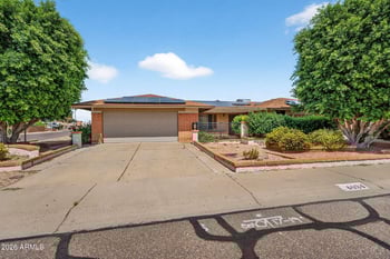 4034 Anderson Dr, Glendale, AZ 85308