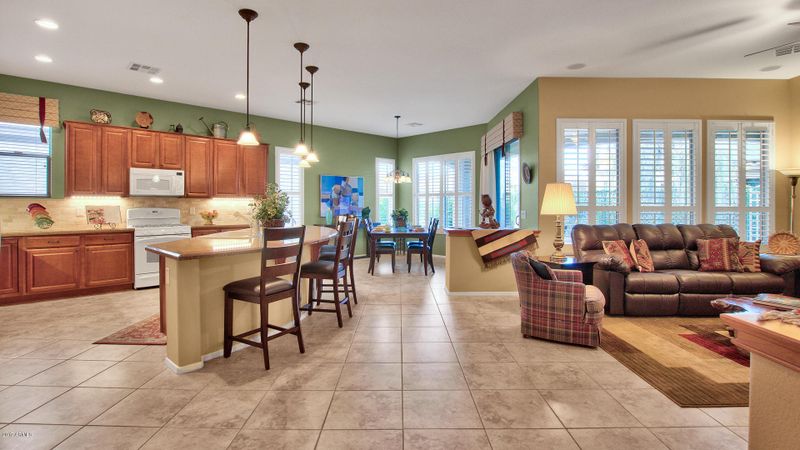 4034 E Sourwood Dr, Gilbert, AZ 85298