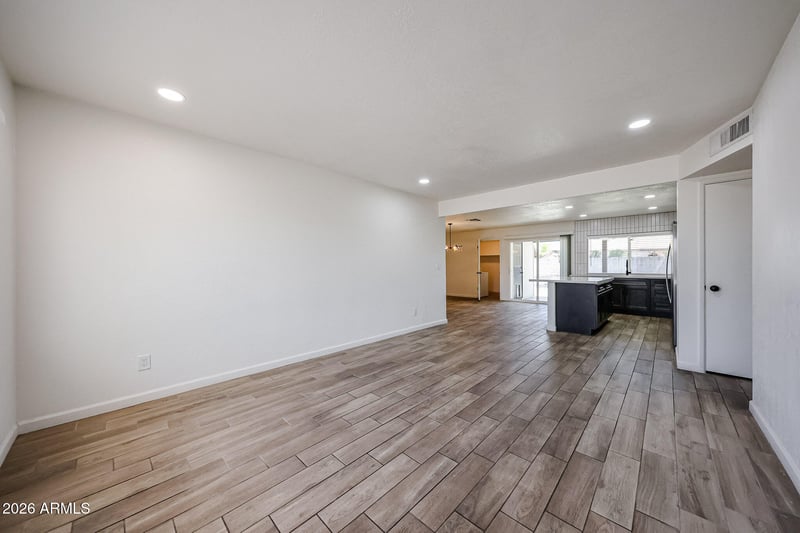 4034 E Windrose Dr, Phoenix, AZ 85032