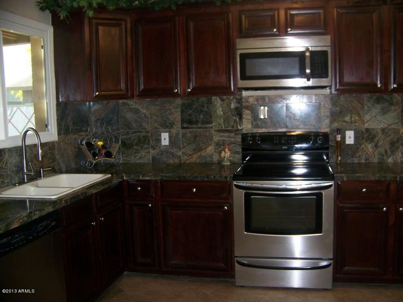 4034 N 75th Dr, Phoenix, AZ 85033