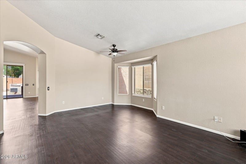 4034 W Chisum Trl, Phoenix, AZ 85083