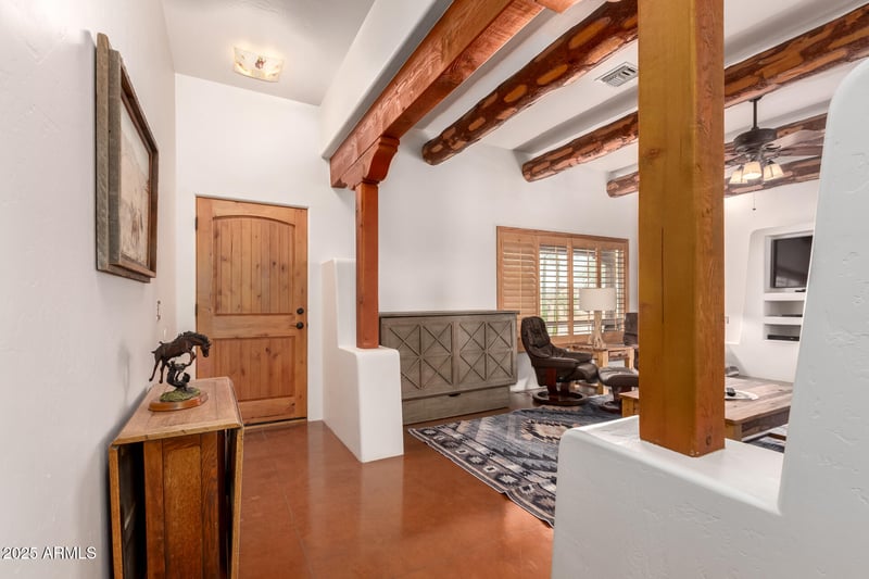 40342 253rd Ave, Morristown, AZ 85342