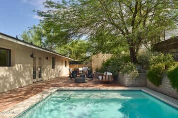 4035 E Mcdonald Dr, Phoenix, AZ 85018