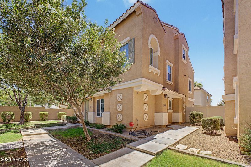 4035 E Windsor Dr, Gilbert, AZ 85296