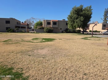 4035 Mesquite Ln, Phoenix, AZ 85019