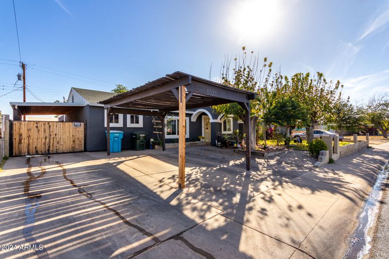 4035 N 80th Dr, Phoenix, AZ 85033