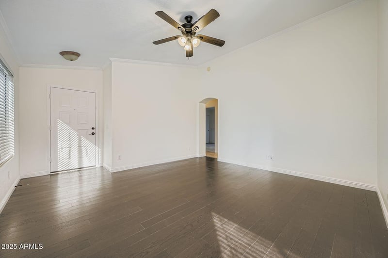 4035 Rose Garden Ln, Glendale, AZ 85308