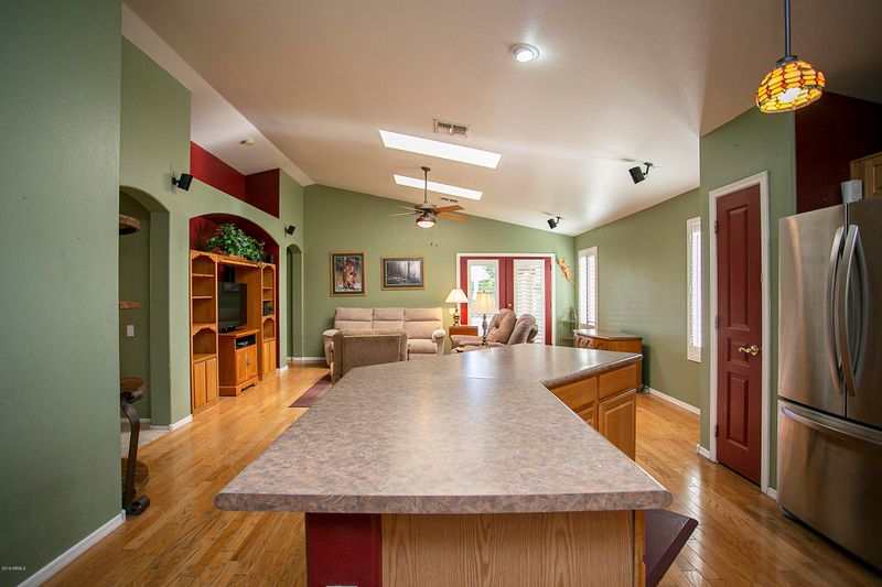 4035 W Hide Trl, Phoenix, AZ 85083