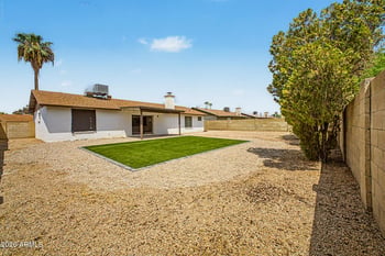 4035 W Surrey Ave, Phoenix, AZ 85029