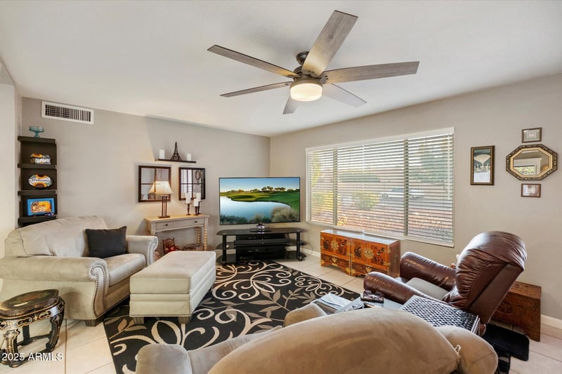 4036 Louise Dr, Phoenix, AZ 85032