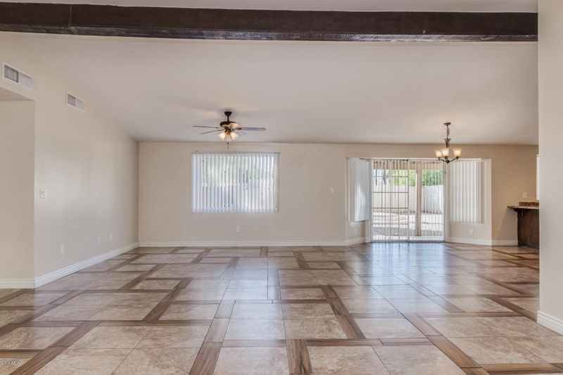 4036 N 62nd Dr, Phoenix, AZ 85033