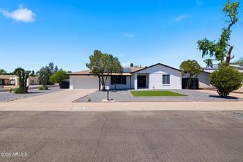 4036 Thunderbird Rd, Phoenix, AZ 85053