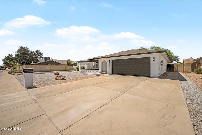 4036 W Wood Dr, Phoenix, AZ 85029