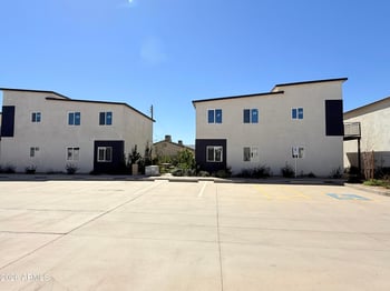 4037 12th St, Phoenix, AZ 85040