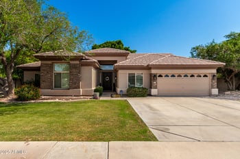 4037 Elmwood St, Mesa, AZ 85205