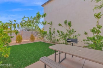 4037 S 12th St, Phoenix, AZ 85040