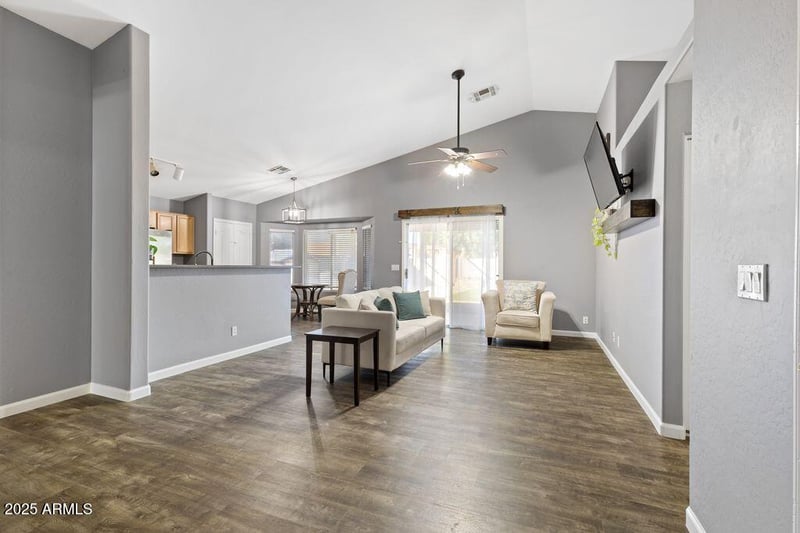 40376 Burwick Way, San Tan Valley, AZ 85140