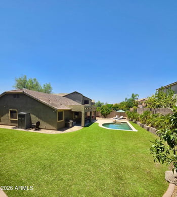 4038 Expedition Way, Phoenix, AZ 85050