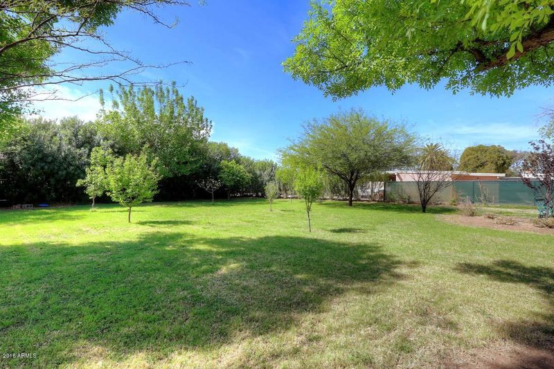 4038 E Palm Ln, Phoenix, AZ 85008