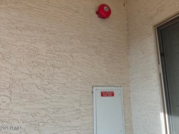 4038 Thistle Landing Dr, Phoenix, AZ 85044