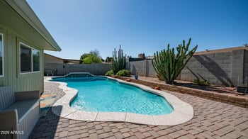 4038 Cholla St, Phoenix, AZ 85029