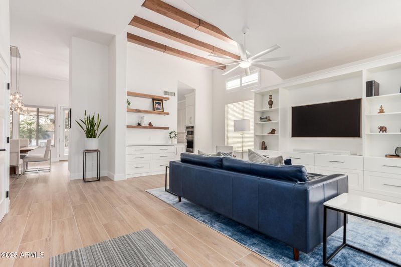 4039 E Williams Dr, Phoenix, AZ 85050