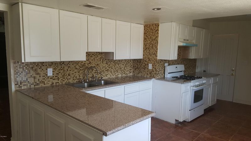 4039 W Hubbell St, Phoenix, AZ 85009