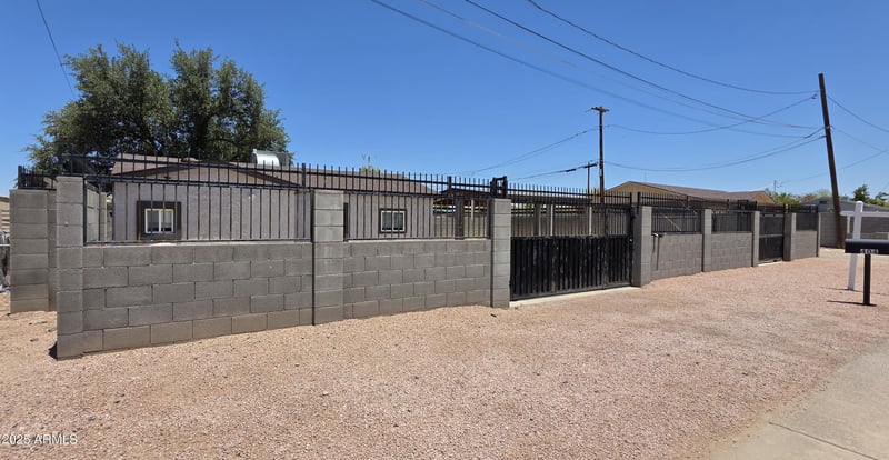 404 Centre Ave, Buckeye, AZ 85326