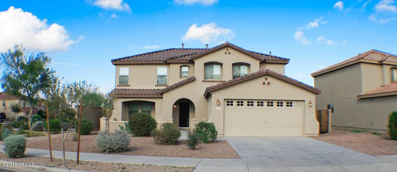 404 E Milada Dr, Phoenix, AZ 85042