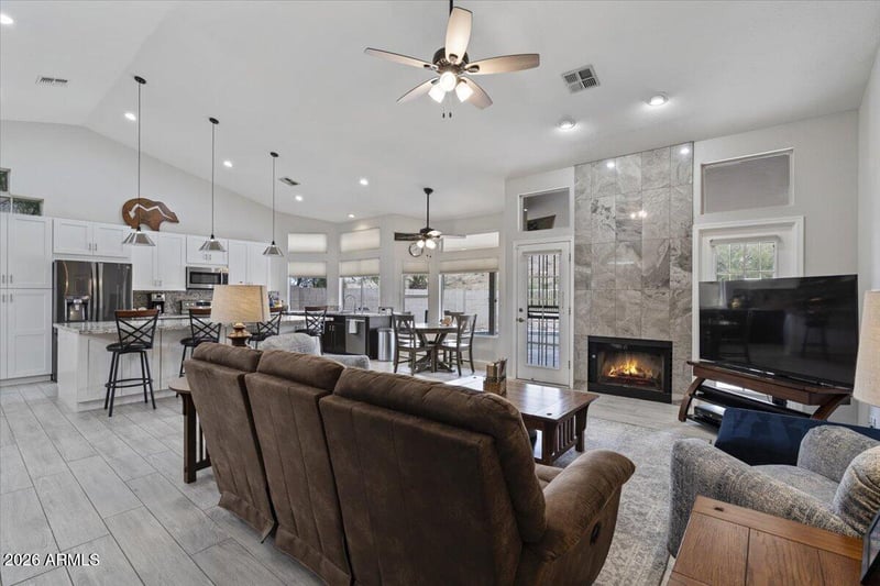 404 E Mountain Sky Ave, Phoenix, AZ 85048