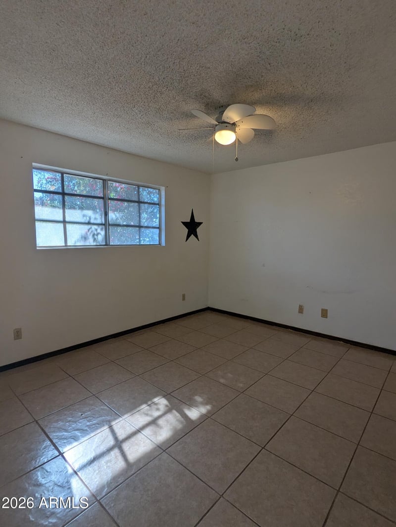 404 Osage Ave, Apache Junction, AZ 85119