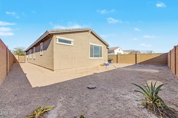 404 202nd Ln, Buckeye, AZ 85326