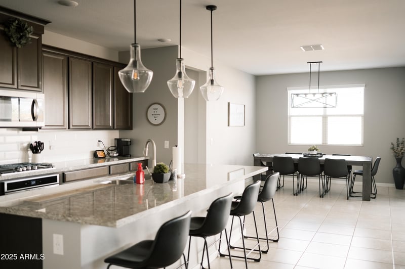 4040 Caitlin Dr, San Tan Valley, AZ 85140