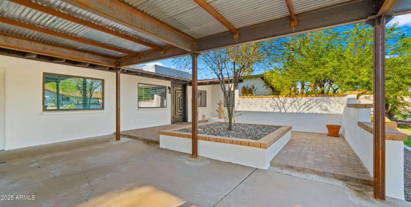 4040 E Becker Ln, Phoenix, AZ 85028
