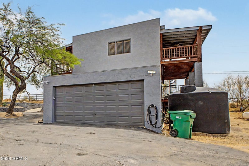 40404 New River Rd, Phoenix, AZ 85086