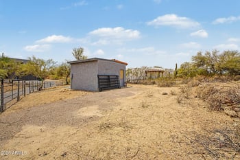 40404 New River Rd, Phoenix, AZ 85086
